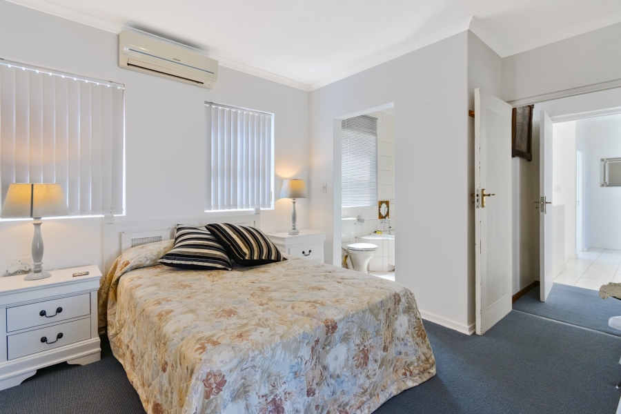 3 Bedroom Property for Sale in Cayman Beach Western Cape
